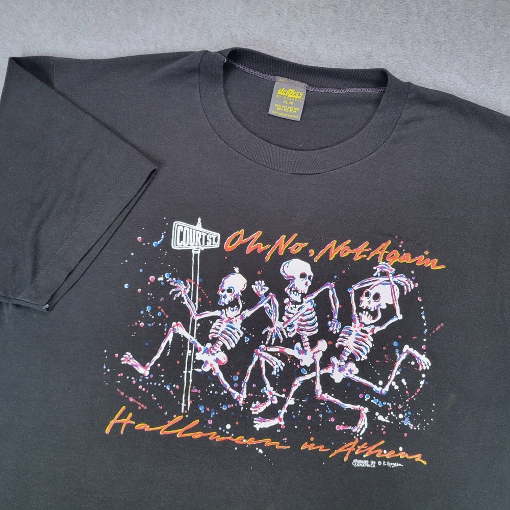 Jerzees Halloween in Athens Graphic T-Shirt Mens XL Black 80s Vintage Skeletons